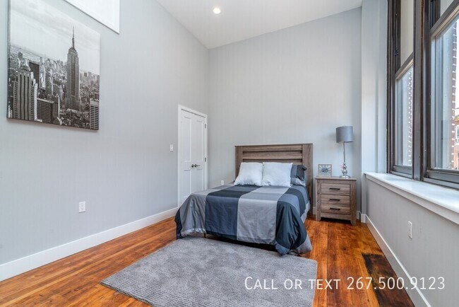 Building Photo - 1501 S. 17th-B111