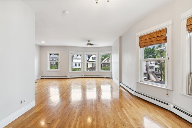 Building Photo - 240 Harrison Ave