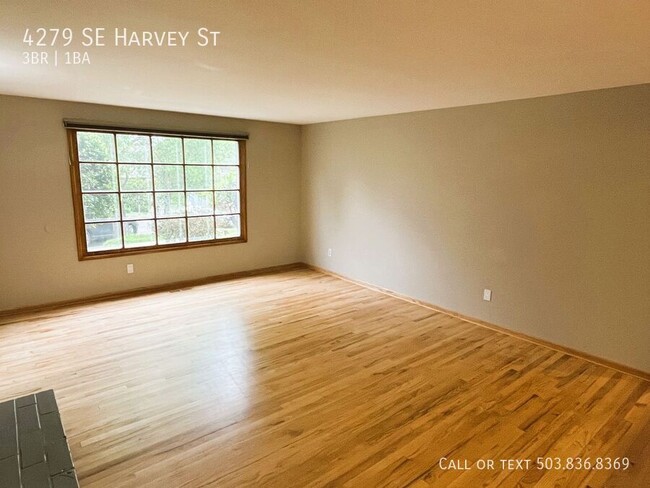 Foto del edificio - 4279 SE Harvey St