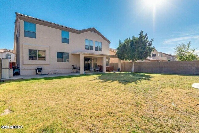 Foto del edificio - 6410 W Hackamore Dr
