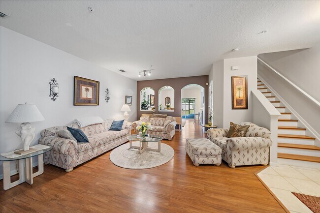 Foto del edificio - 3407 Parkridge Cir