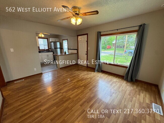 Foto del edificio - 562 W Elliott Ave
