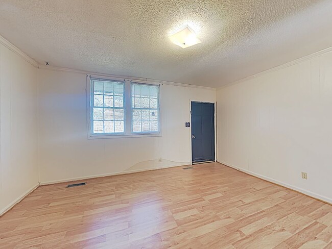Building Photo - 1063 Yankee Dr Sumter SC