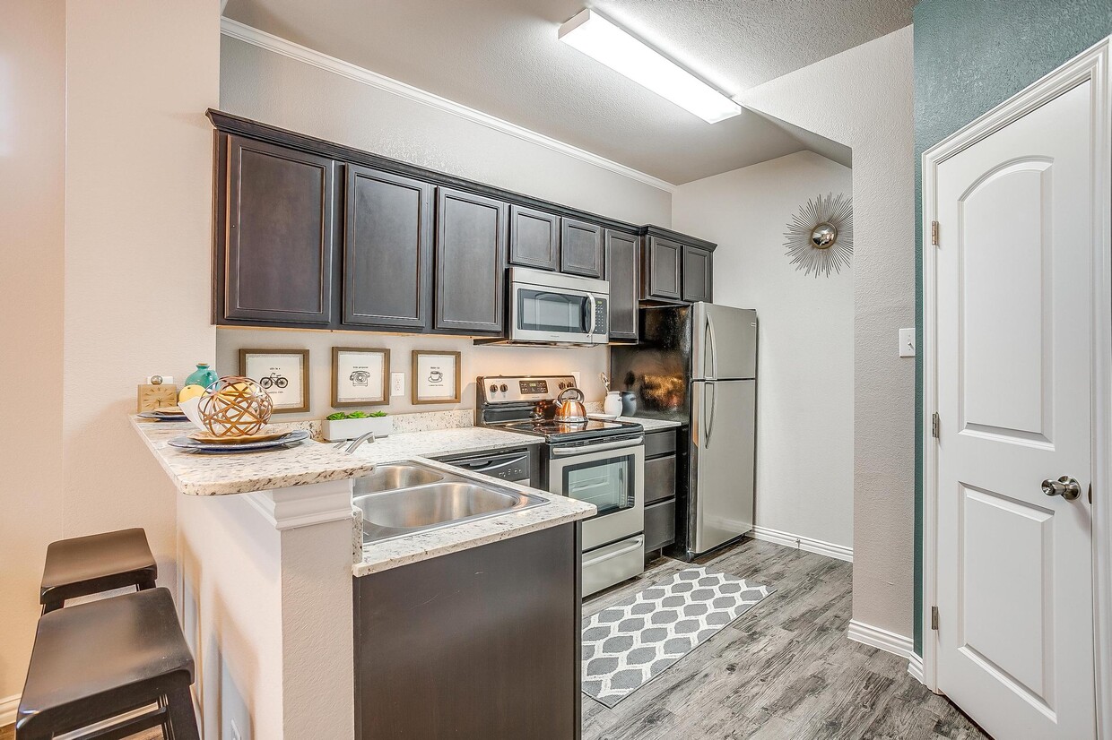 Foto principal - Creekside Townhomes