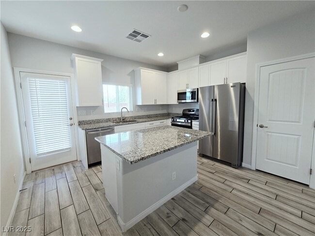 Building Photo - 5846 Steinbeck Vly St