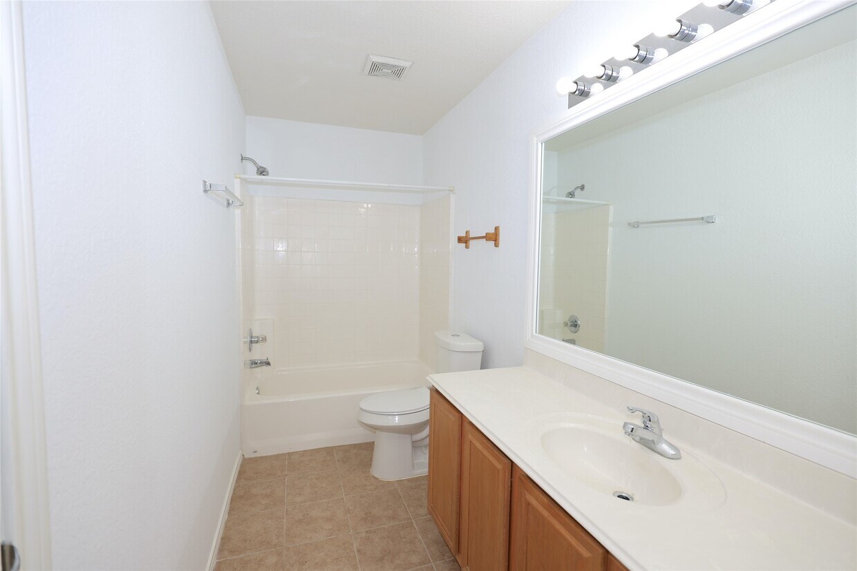 Foto del edificio - 142 Thunder Basin Dr