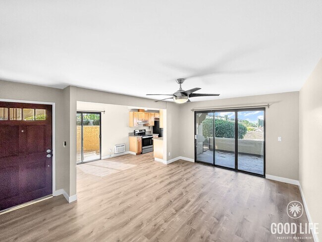 Foto del edificio - Beautiful 2BD/2BA Condo W/ Reserved Parkin...