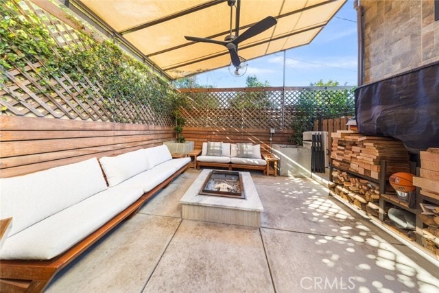 Building Photo - 18748 Collins St