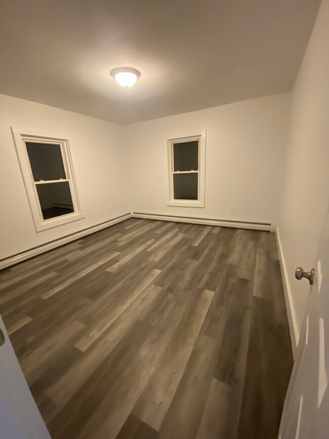 Foto del edificio - 17 Beaver Pond Rd