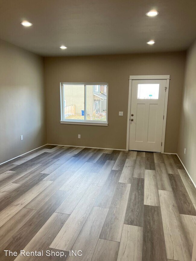 Foto del edificio - 2 br, 2.5 bath House - 1011 SE 5th Street