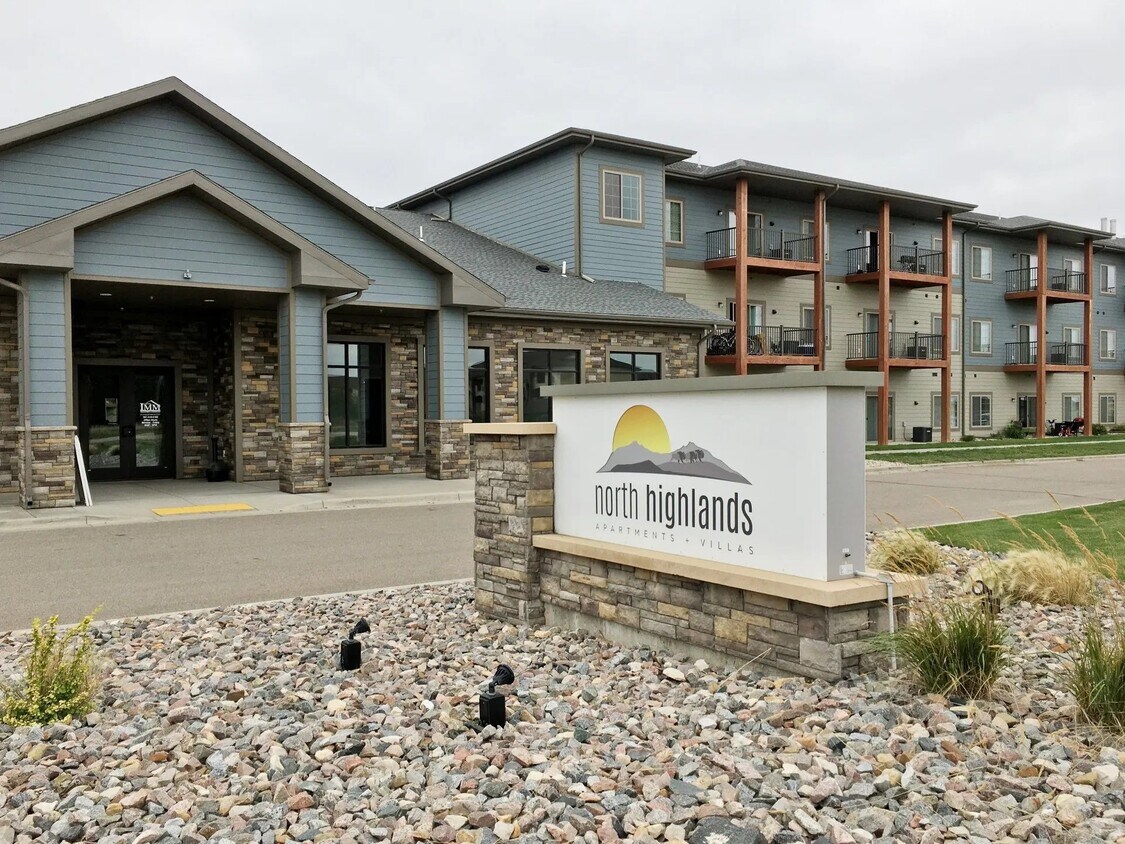 North Highlands Apartments in Minot, ND