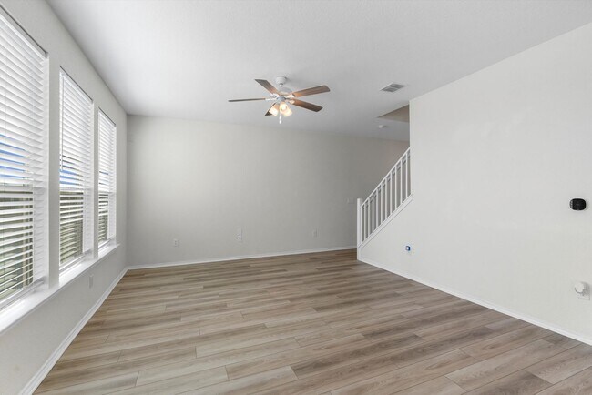 Building Photo - Beautiful 3-Bedroom Home In Mckinny Crossing