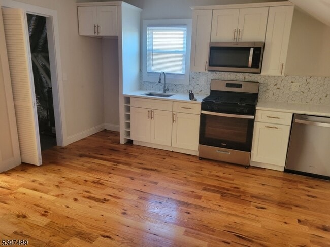 Foto del edificio - 2037 Gless Ave