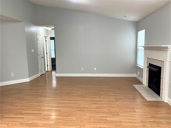 Building Photo - 8715 Wood Sorrel Ct