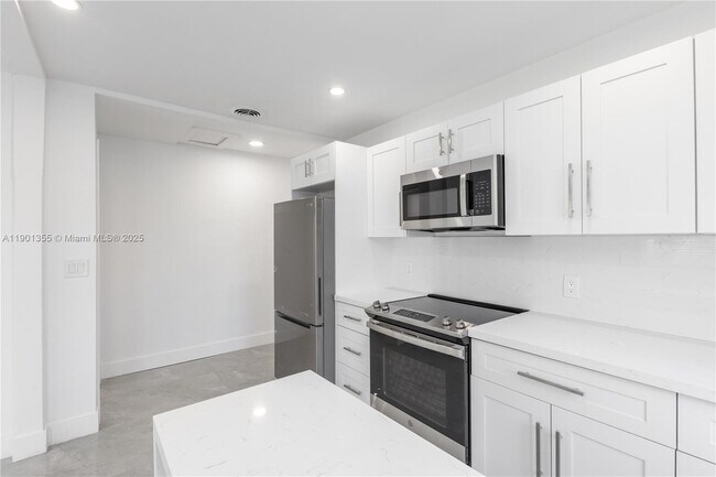 Foto del edificio - 2320 NW 55th St