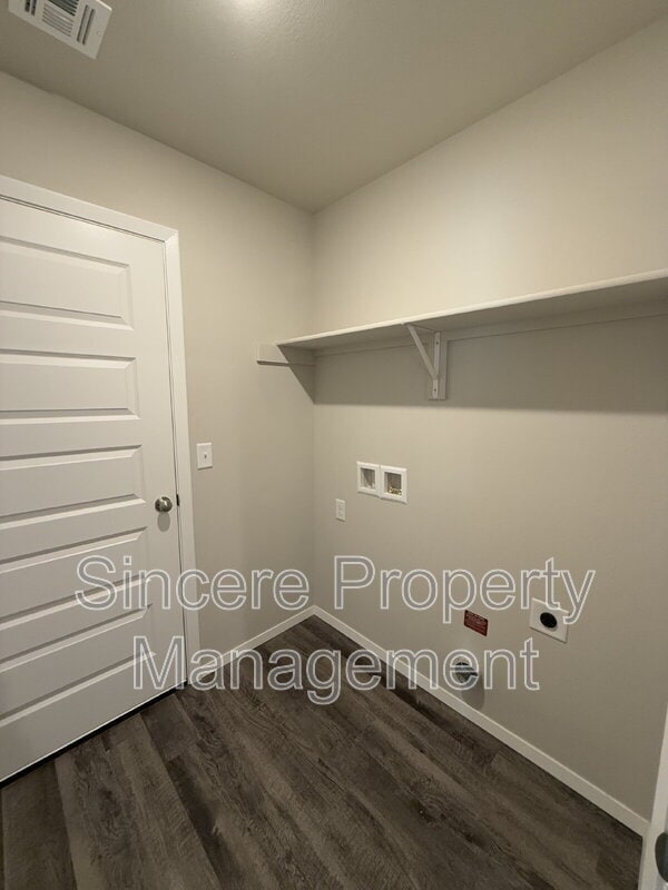 Building Photo - 1114 8th St