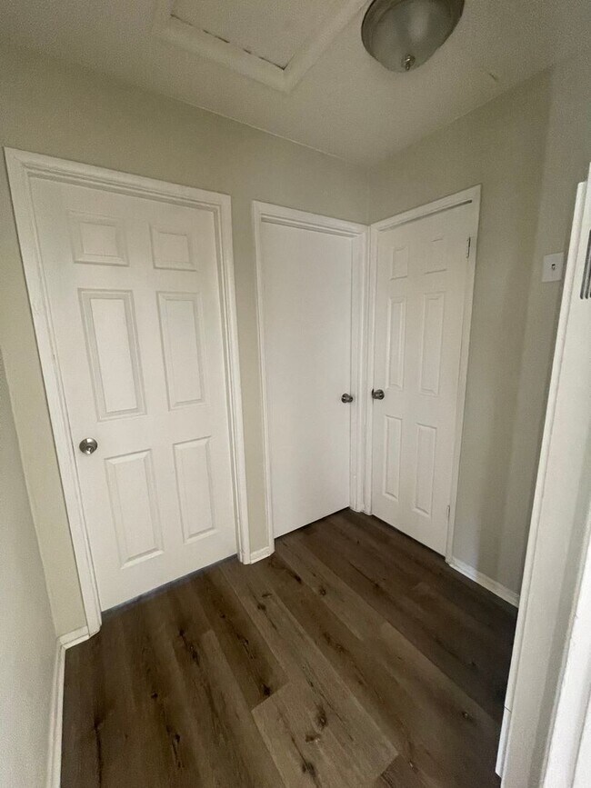 Foto del edificio - Comfortable Living in Mojave - Move In Ready 2bd & 1bth - Big Backyard