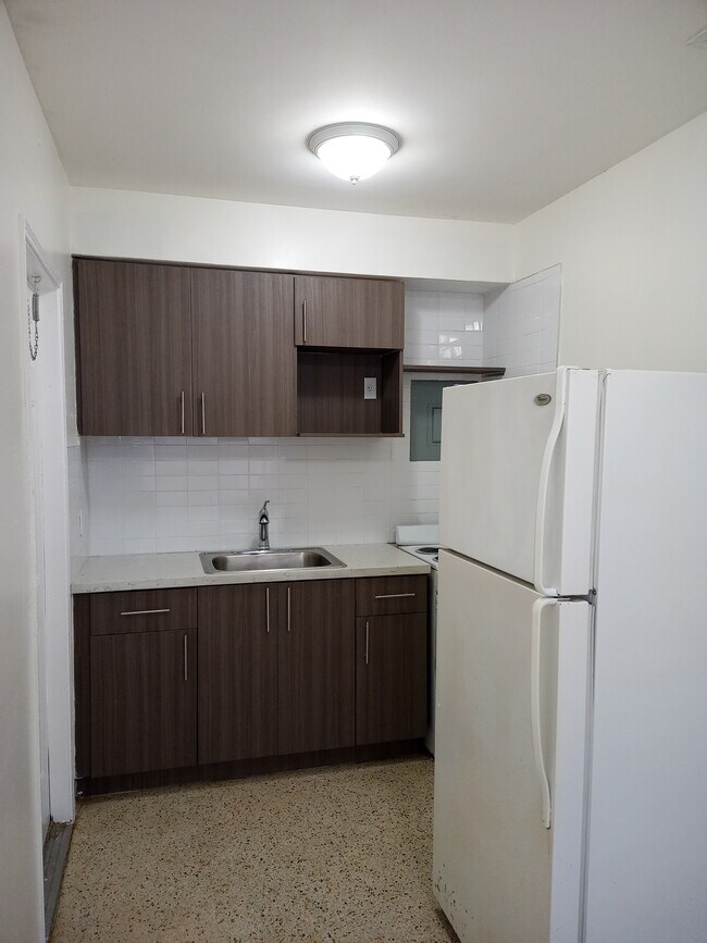 Foto del edificio - 535 SW 4th St