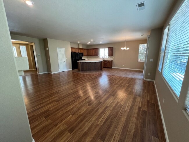 Building Photo - 7827 Morgan Pointe Cir