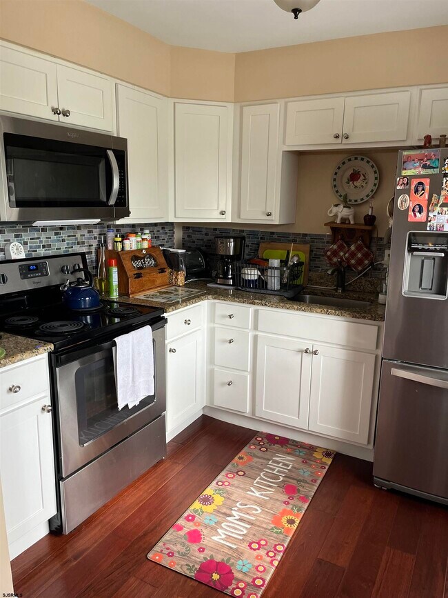 Foto del edificio - 11 Pine Rd