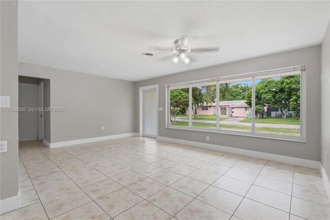 Foto del edificio - 6581 NW 22nd St