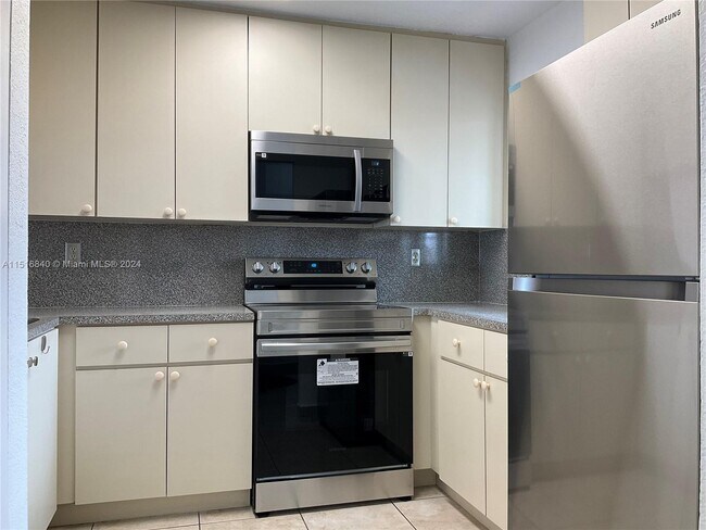 Foto del edificio - 1511 W 42nd Pl
