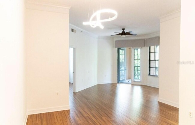 Foto del edificio - 501 Mirasol Cir