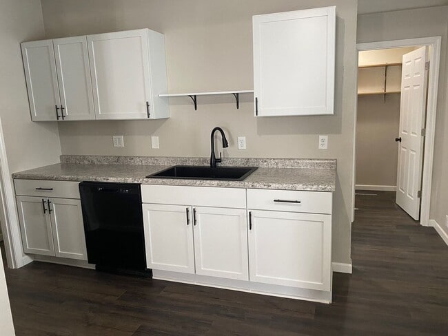 Foto del edificio - 500 Pier St