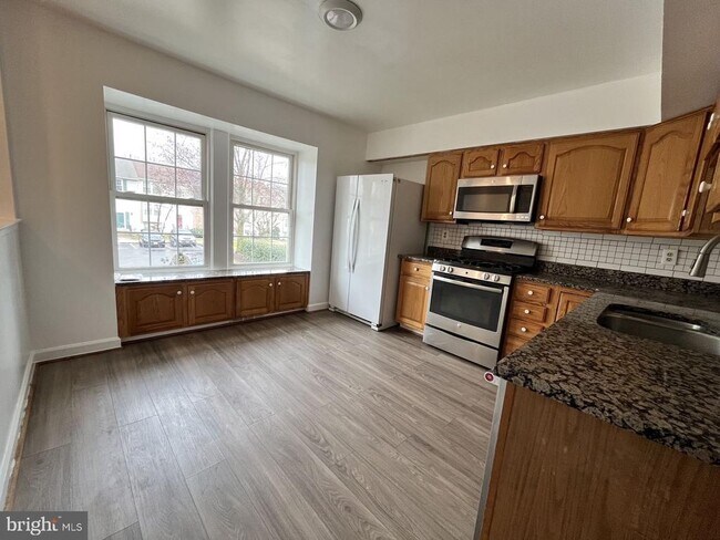 Building Photo - 15928 Indian Hills Terrace