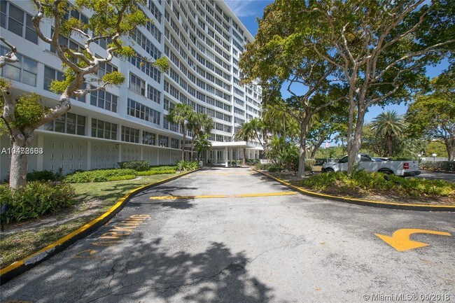 Building Photo - PARKVIEW POINT CONDO