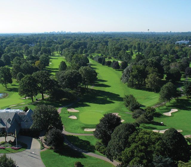 Building Photo - Country Club Towers I and II