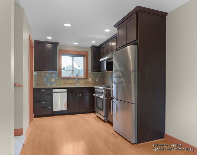 Foto del edificio - 6520 34th Ave SW