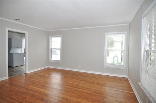 Foto del edificio - 2724 Wayside Ave