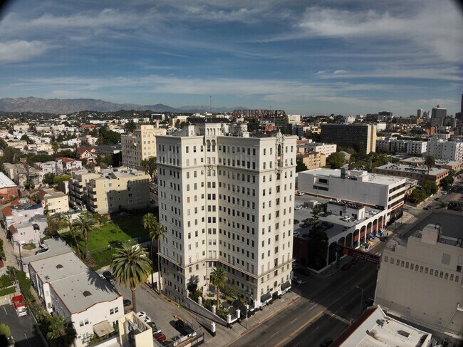 Exterior 3D - The Asbury Apartments