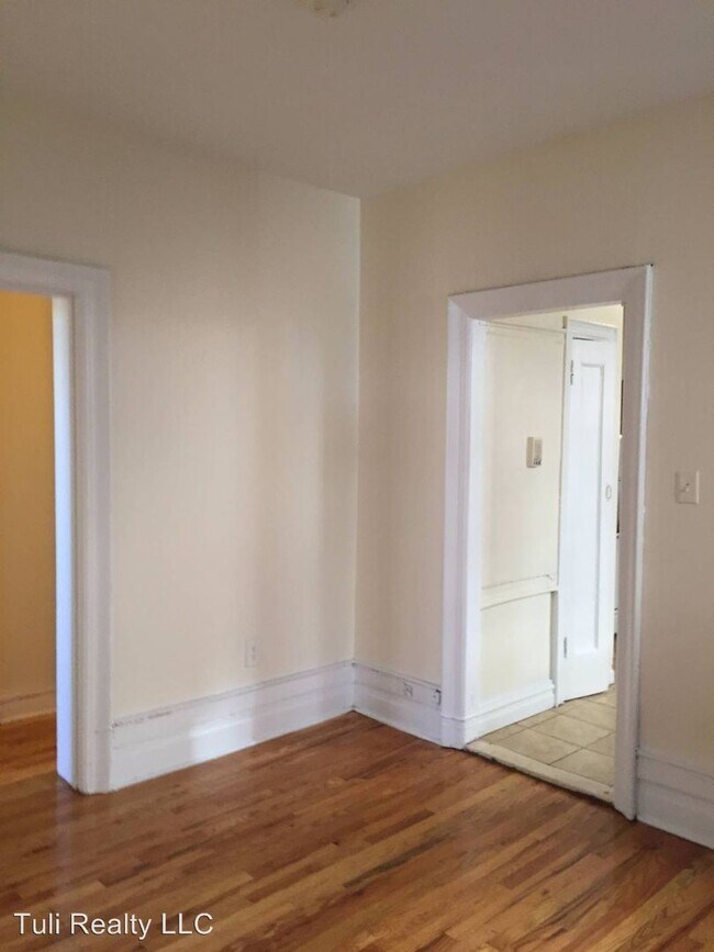 Foto del edificio - 319 Fairmount Ave