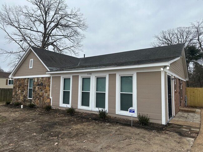 Building Photo - 4188 Abelia Hill Dr