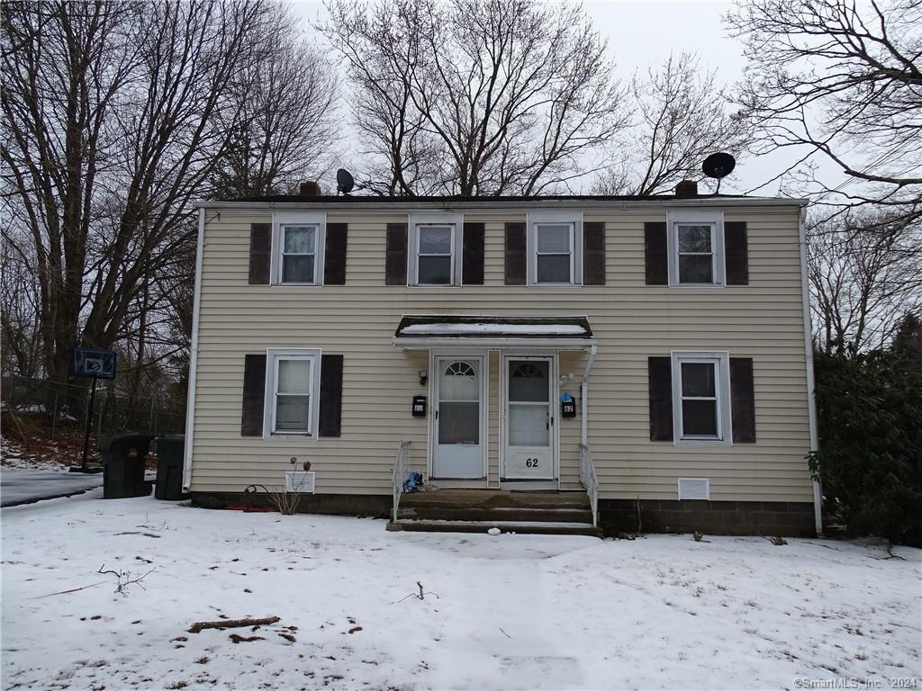 62 Ridgeview Cir, New London, CT 06320 Room for Rent in New London