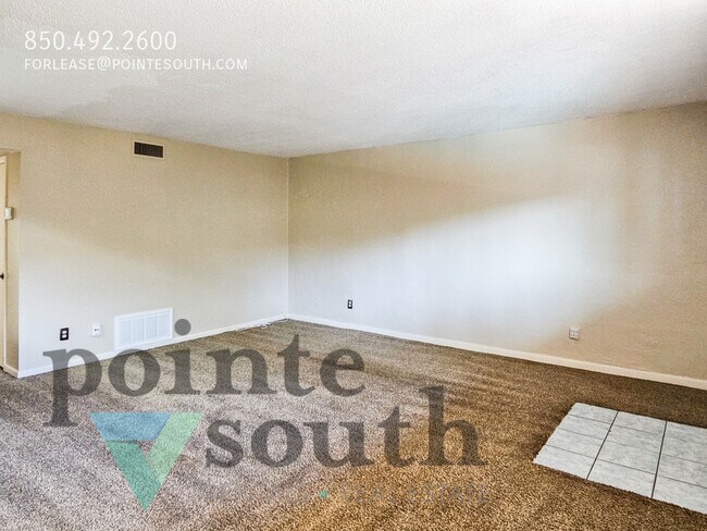 Foto del edificio - 2BD/2BA Condo in Central Pensacola