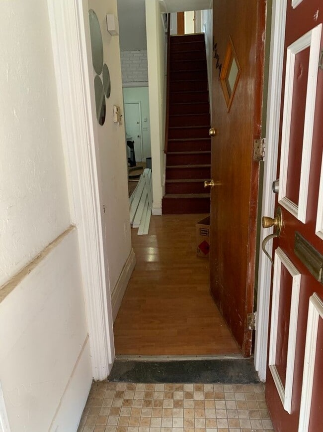 Photo - 3 bed one bath near U. science House