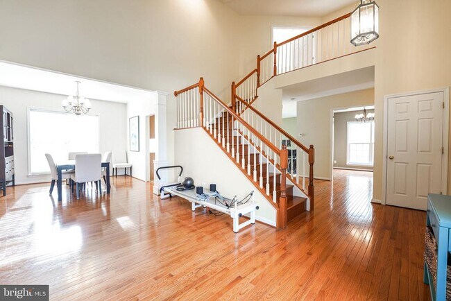 Foto del edificio - 6046 Smooth Stone Pl