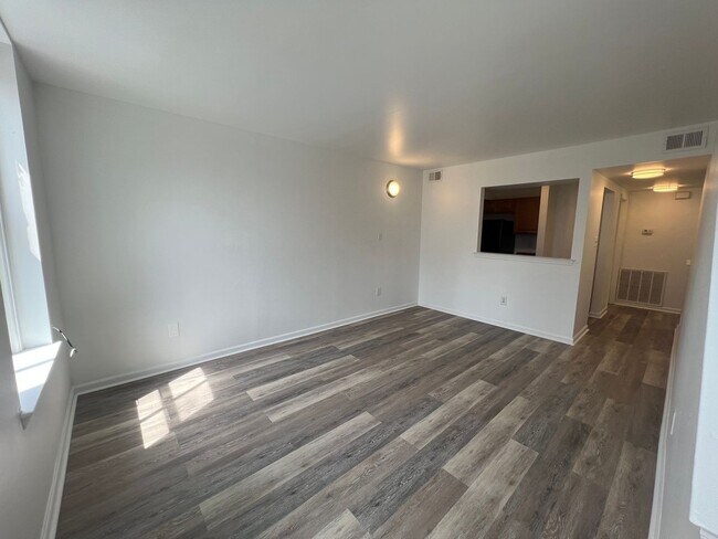 Foto del edificio - 4103 Ogden St