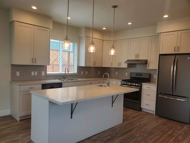 Foto del edificio - 1963 Dogwood Dr