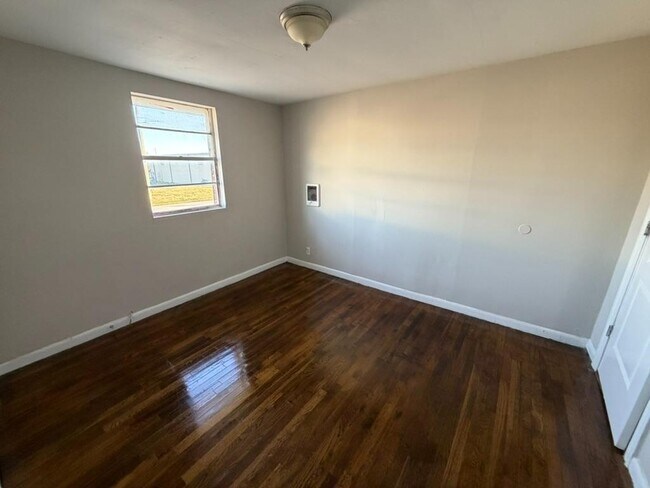 Foto del edificio - 6001 California Ave