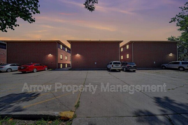 Foto del edificio - 1421 D St