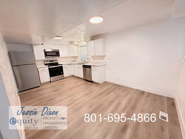 Building Photo - 223 W 2350 N