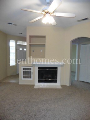 Building Photo - 10710 Sabre Hill Dr