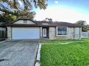 Building Photo - 3401 Larkspur Way