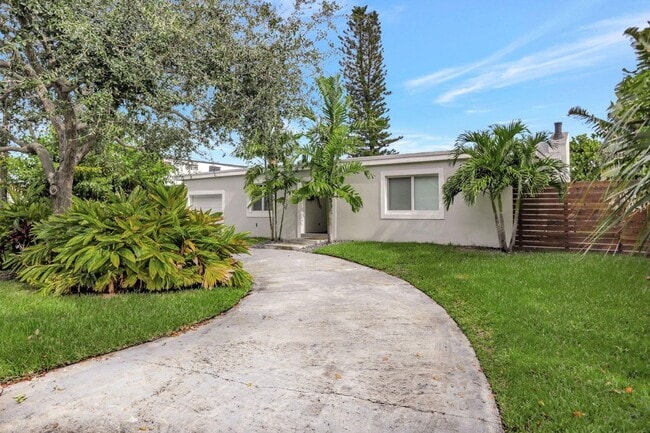 Foto del edificio - 2019 NE 14th Ct