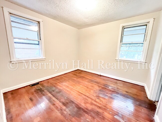 Foto del edificio - Cute Historic Bungalow Near Columbia College!