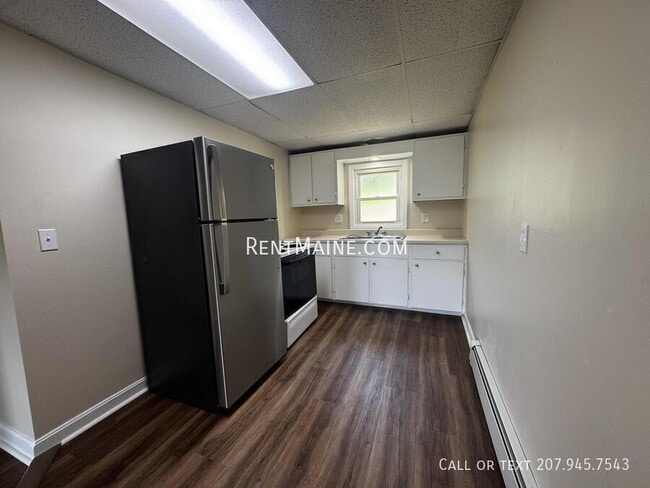 Building Photo - 114 Riverside Dr